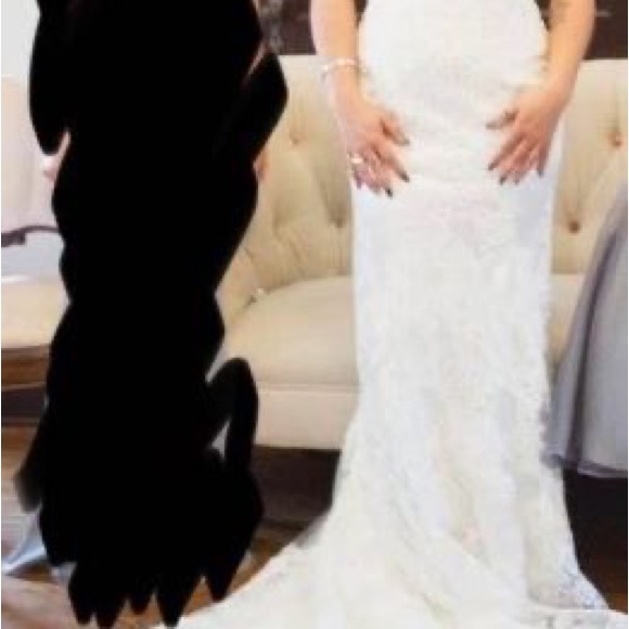 Maggie Sottero wedding dress - Picture 3 of 8